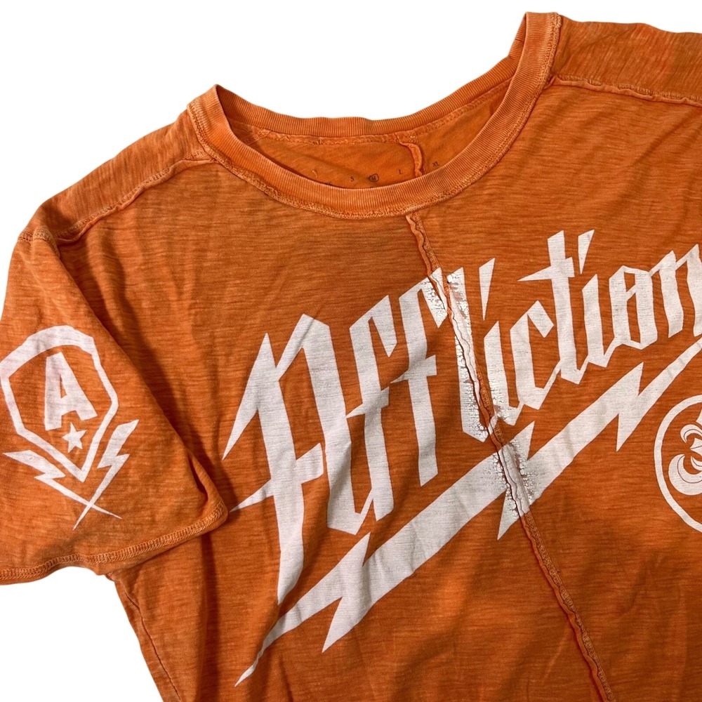 Affliction Graphic TShirt Mens Medium Orange Distressed Raw‎ Y2K Grunge MMA